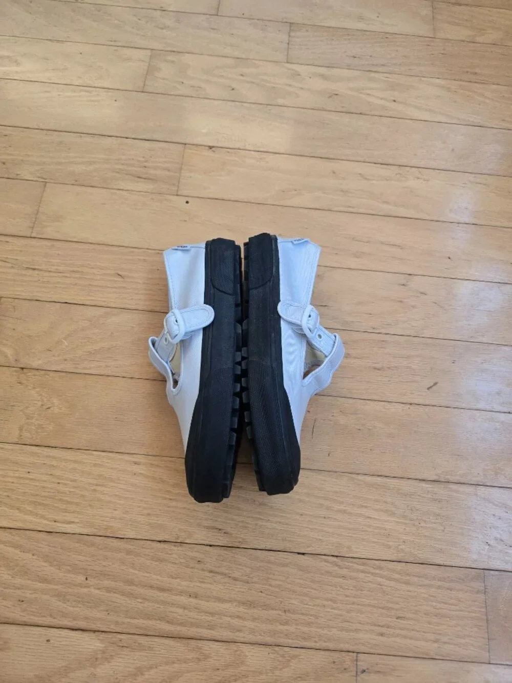 Vans | Style 93 Metallic White Canvas Mary Jane Platform Sneakerinas | WMS 8